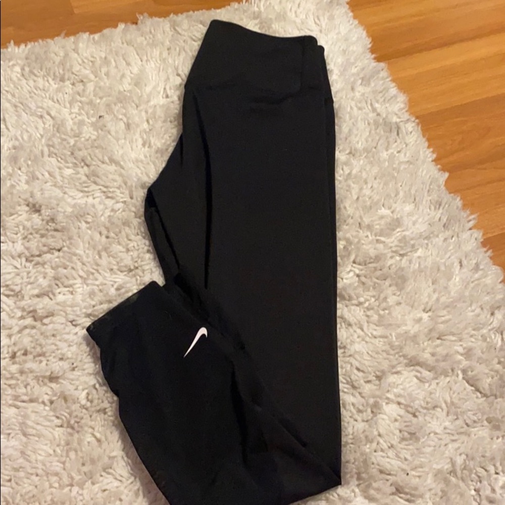 Nike leggings